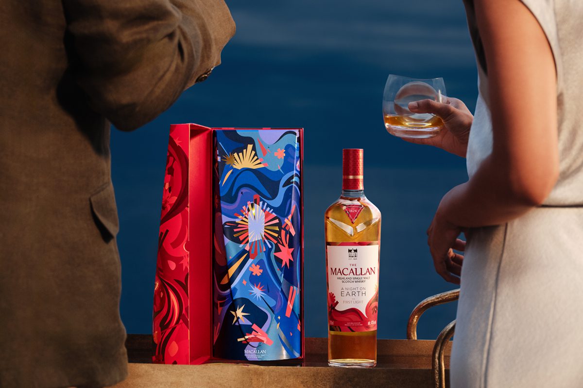 MAC-2025-ANOE-The-First-Light-Lifestyle-blue-guests-0215-16x9-RGB-150dpi